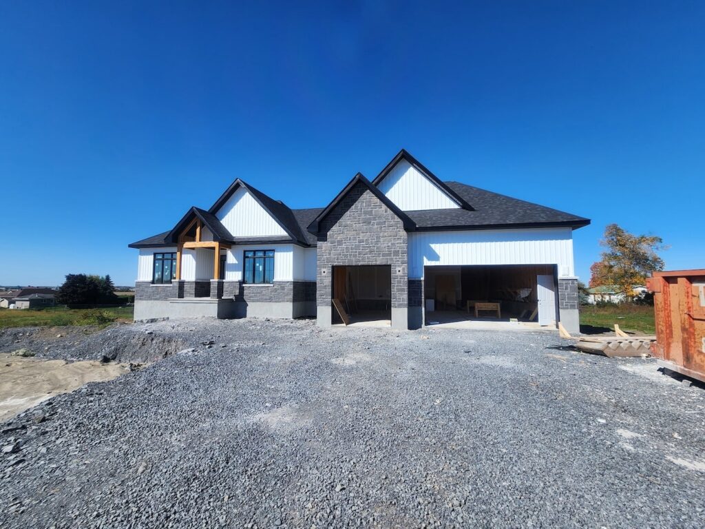 Marionville ON, White